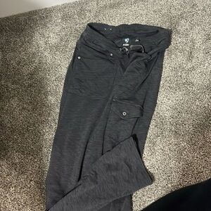 Size 4L Kuhl pants